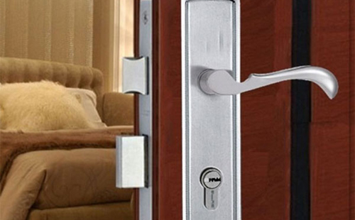 奎屯汽車開鎖(開車鎖配汽車鑰匙)