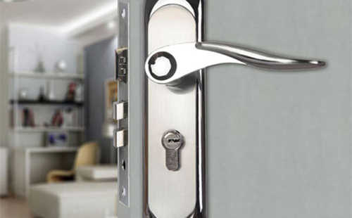 揚州開鎖(開鎖公司24小時上門服務)